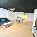 Deshoras Pensión 3*